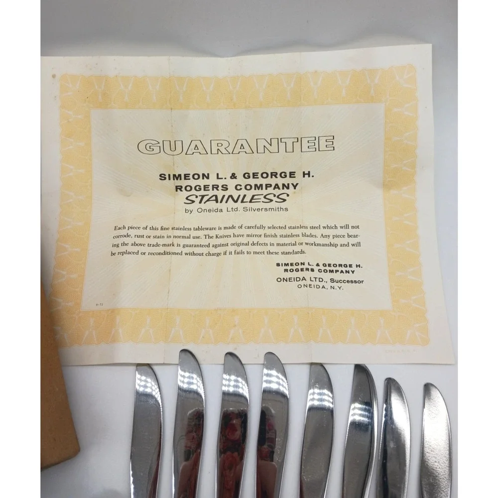 Oneida Simeon L & George H Rogers Stainless Homestead 4 Teaspoons 8 Knives Box